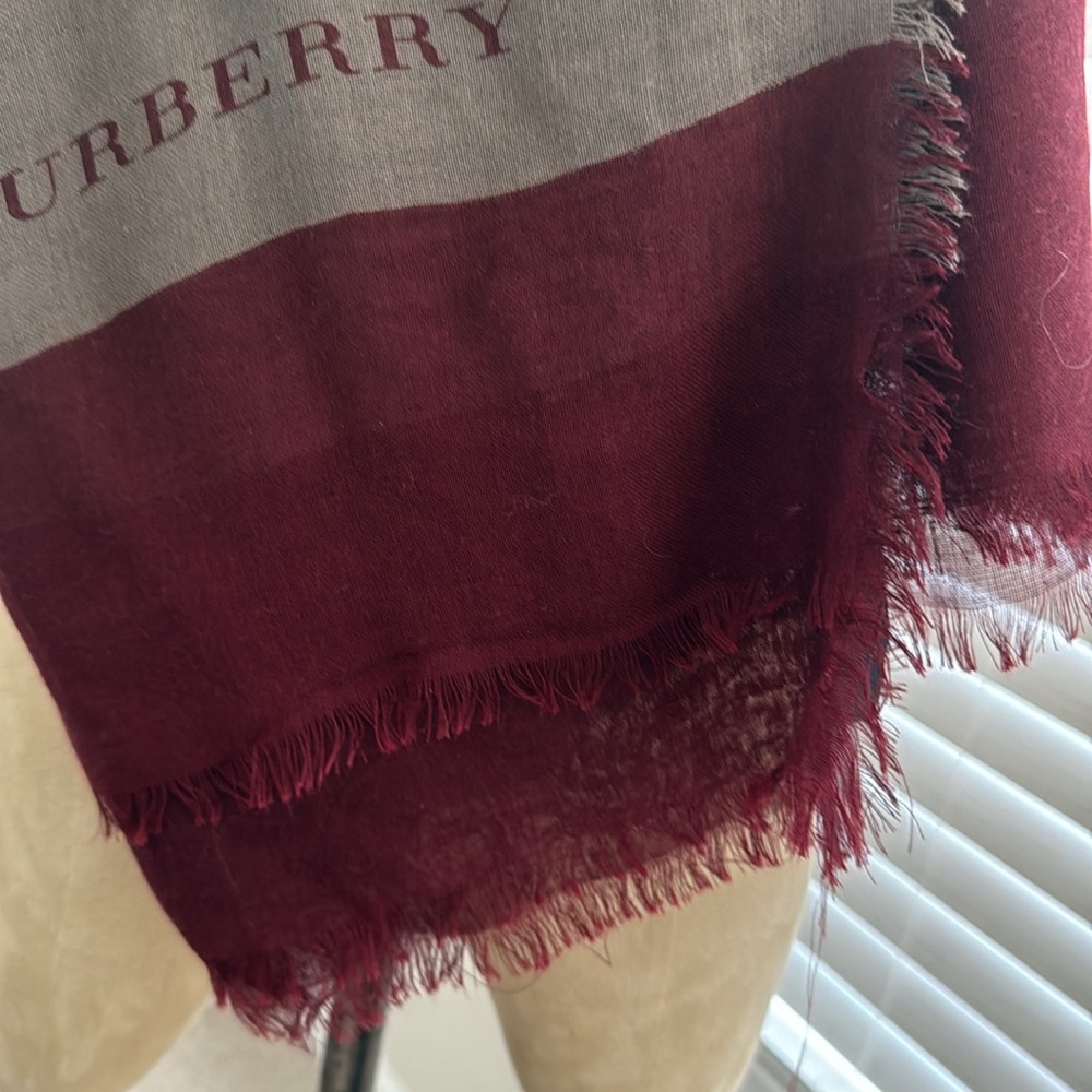 Burberry tan, cream and maroon Scarf. Great condition. - Picture 3 of 8